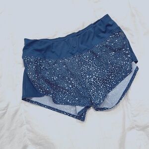 Oiselle toolbelt roga size 6